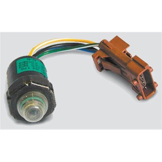 20123143  PRESOSTATO TRINARIO SAAB