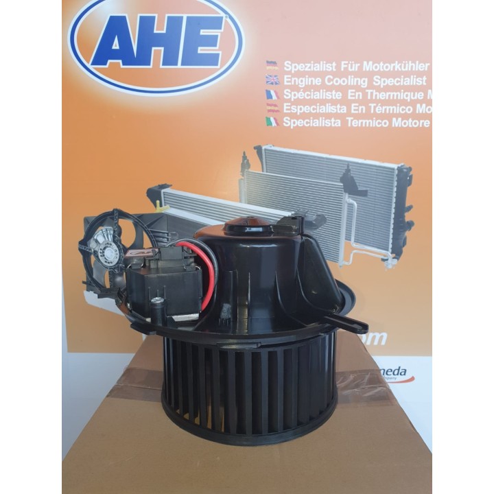 302134  VENTOLA Abitacolo AUDI/SEAT/SKODA/VW A3/Q3/TT 03- CON RESISTENCIA