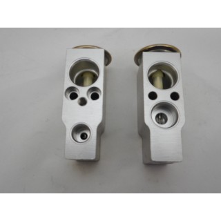 20121136  VALVULA EXP TOYOTA RAV4