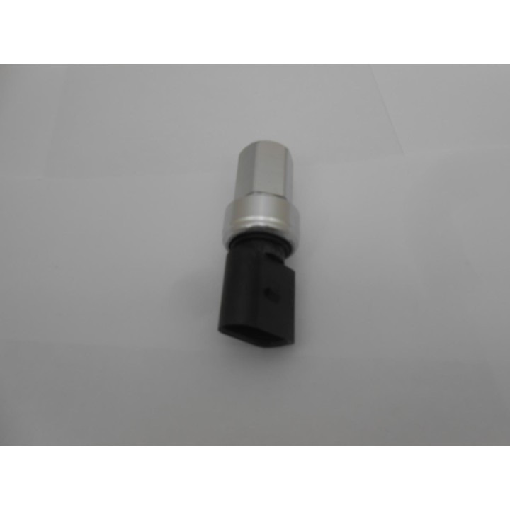 36698  SWITCH BUICK CENTURY SEDAN / COUPE 02-94 ( CUELLO LARGO )